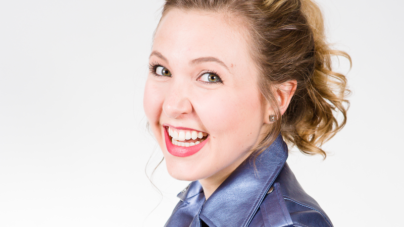Taylor Tomlinson: The Rising Star in Comedy